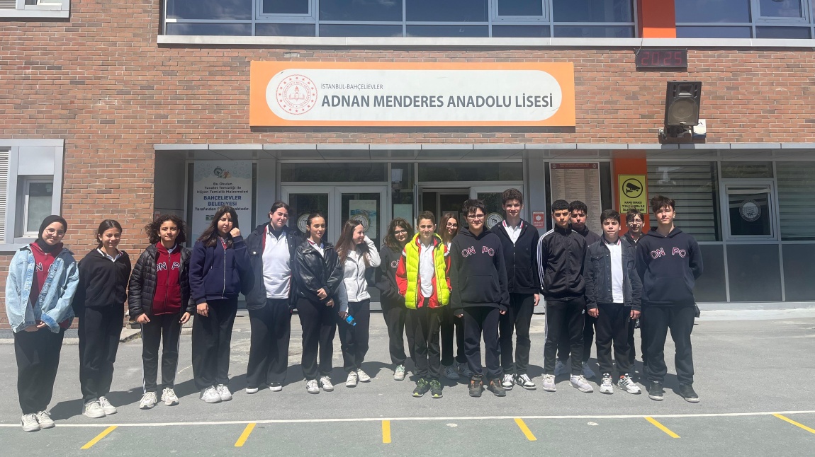 Lise Tantım Gezileri kapsamında Adnan Menderes Anadolu Lisesi'ne ziyaret gerçekleştirildi.
